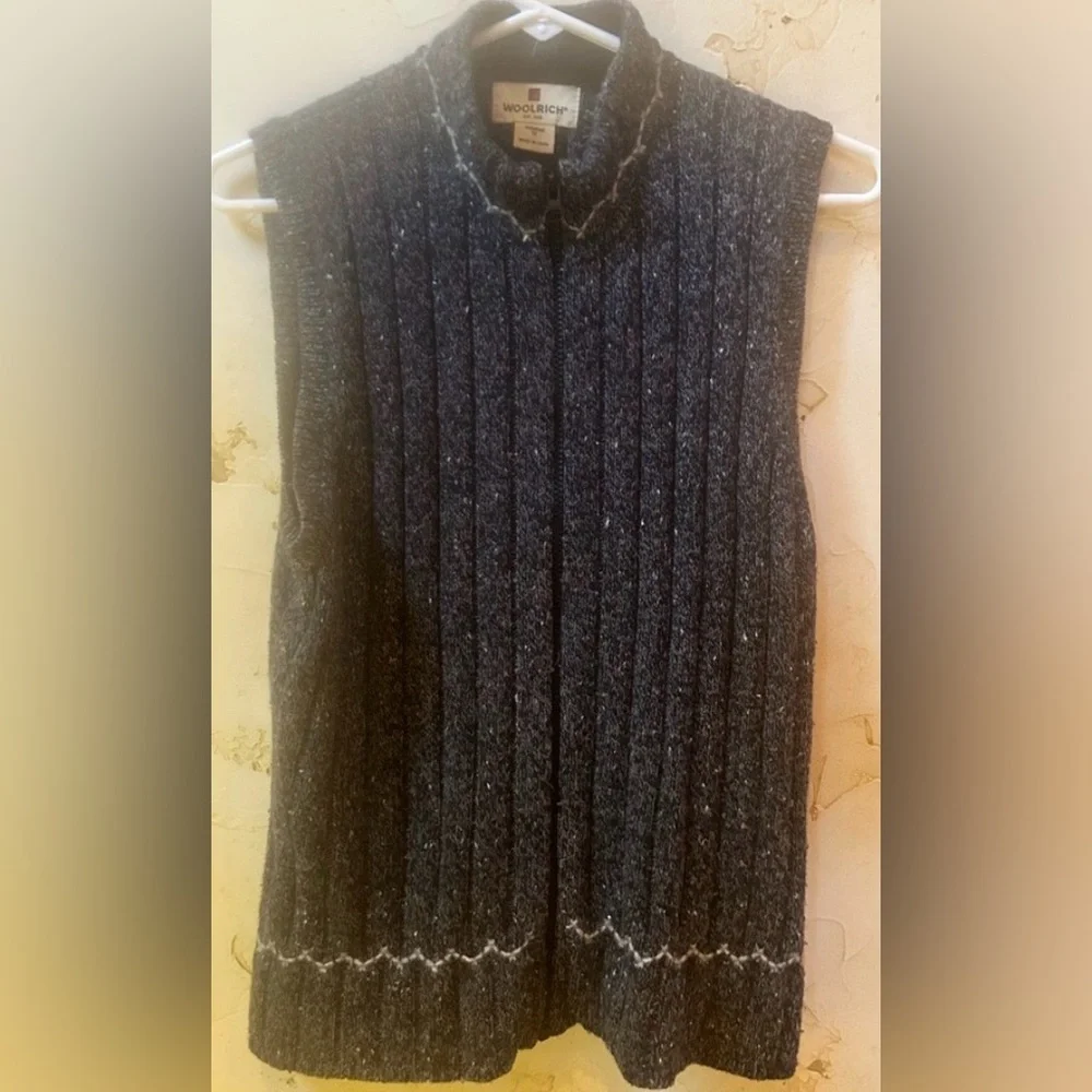 Woolrich Lambswool Zip Vest Size M Black Heather Soft Layering EUC Spring - Picture 4 of 8